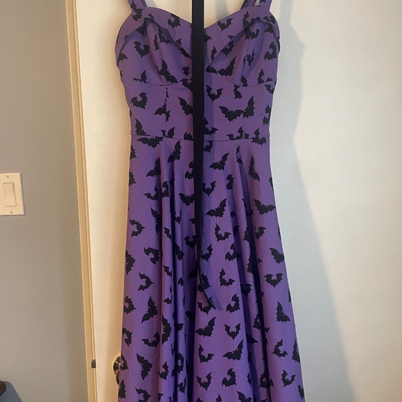 MANEATER SWING DRESS IN BAT PRINT - VIXEN BY MICHELINE PITT - Picture 9 of 12